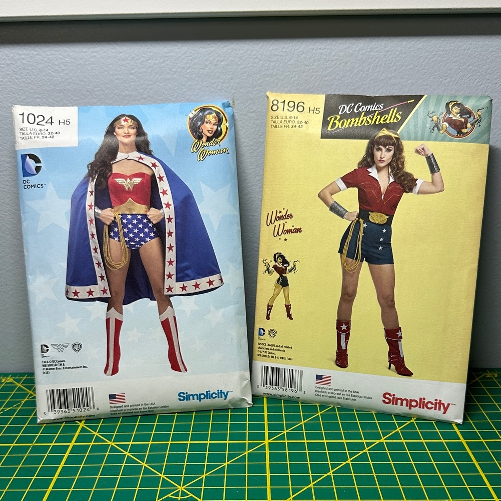 Cosplay Simplicity patterns Wonder Woman Costume - Red, Blue, White